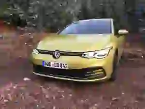 Volkswagen Golf 8 - Prova su strada Oporto