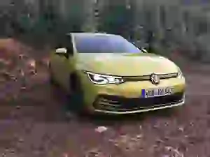 Volkswagen Golf 8 - Prova su strada Oporto