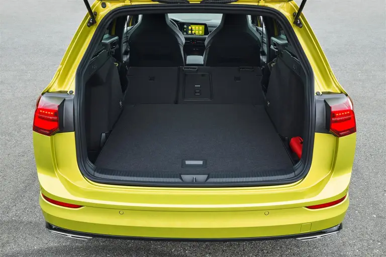 Volkswagen Golf 8 Variant - 9