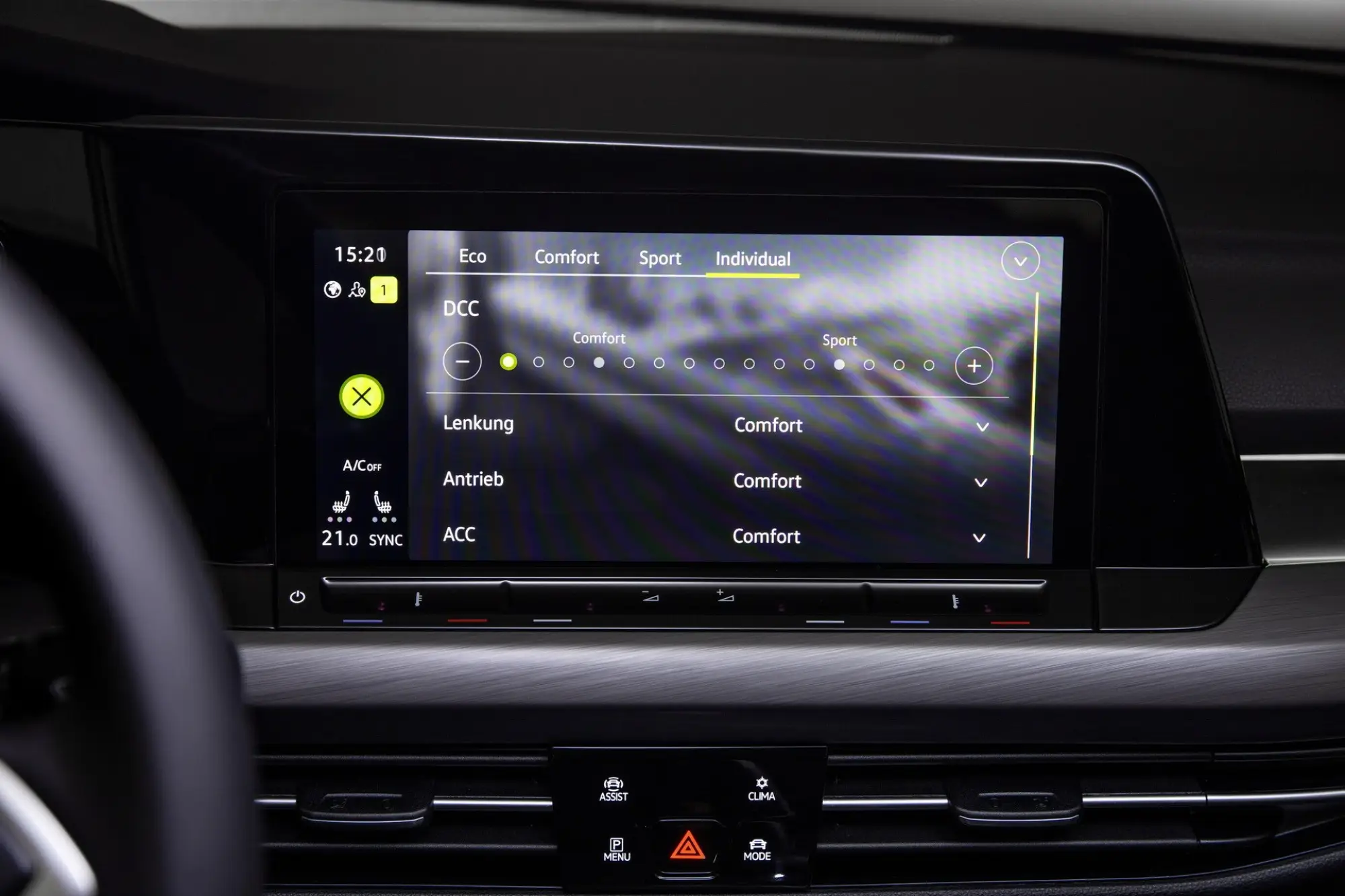 Volkswagen Golf 8 - 18