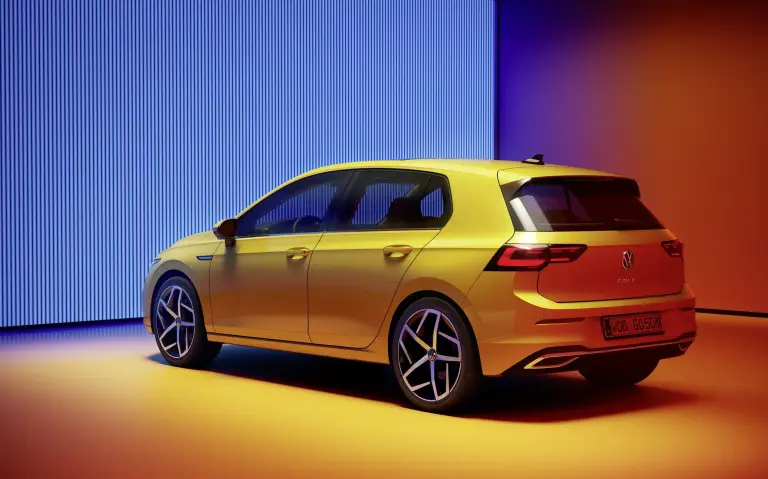 Volkswagen Golf 8 - 35