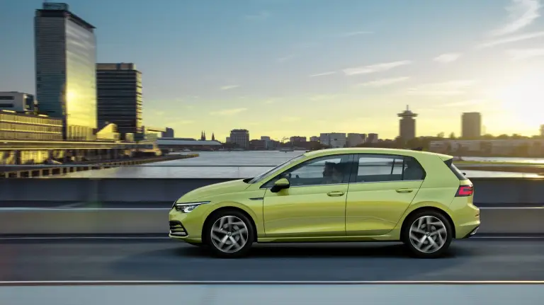 Volkswagen Golf 8 - 50