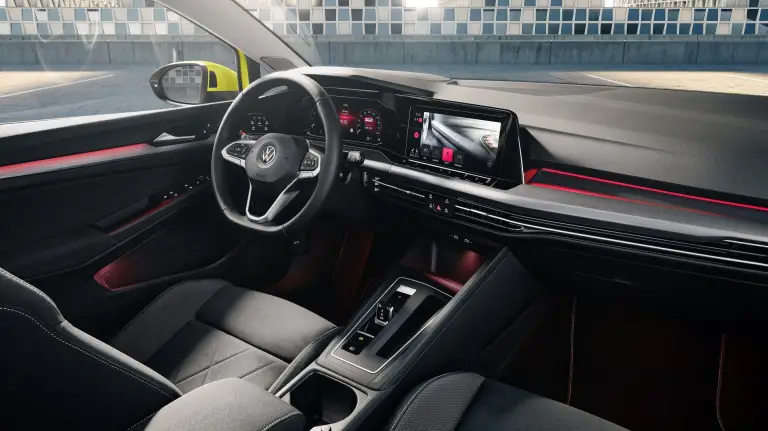 Volkswagen Golf 8 - 64