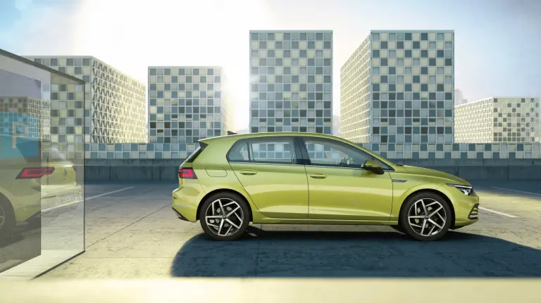 Volkswagen Golf 8 - 74