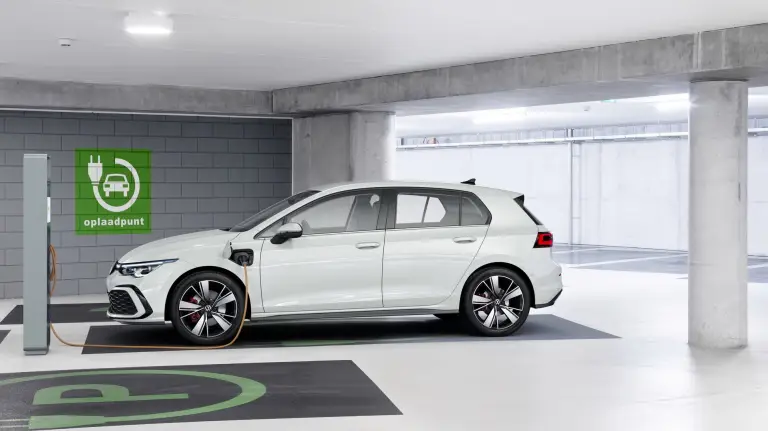 Volkswagen Golf 8 - 76