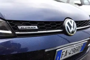 Volkswagen Golf Alltrack Prova su strada 2016