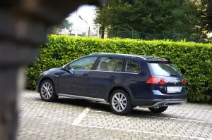 Volkswagen Golf Alltrack Prova su strada 2016 - 80