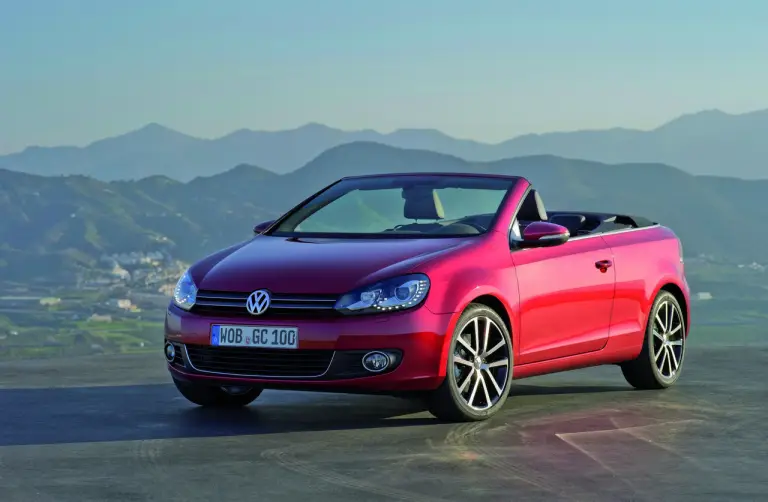 Volkswagen Golf Cabrio - 1