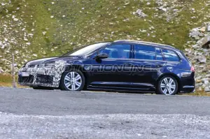 Volkswagen Golf Facelift - Foto spia 14-09-2016