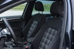 Volkswagen Golf GTD MY 2017 - Prova su Strada