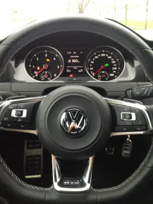 Volkswagen Golf GTD: prova su strada