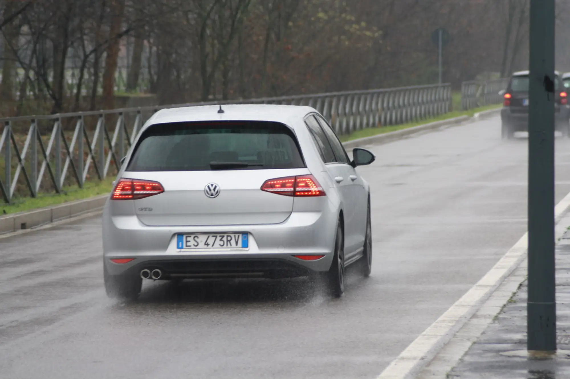 Volkswagen Golf GTD: prova su strada - 20