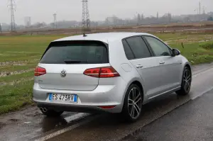 Volkswagen Golf GTD: prova su strada - 30