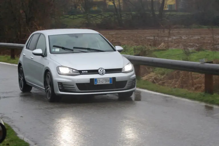 Volkswagen Golf GTD: prova su strada - 53