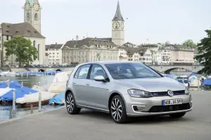 Volkswagen Golf GTE - 2015