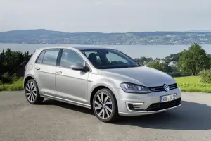 Volkswagen Golf GTE - 2015