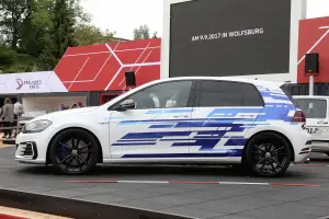 Volkswagen Golf GTE Performance Concept
