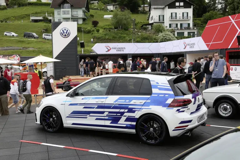 Volkswagen Golf GTE Performance Concept - 3