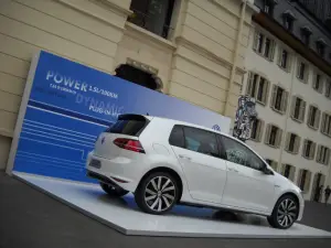 Volkswagen Golf GTE primo contatto