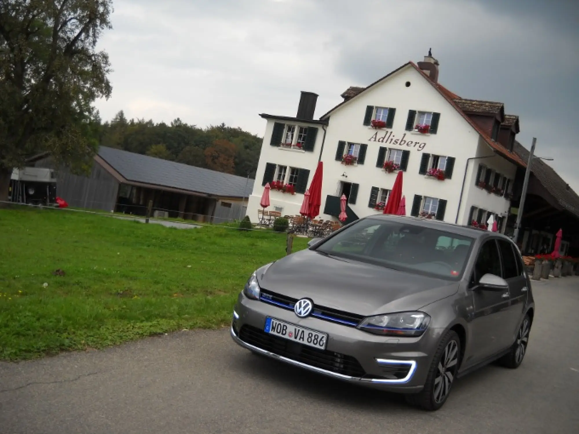 Volkswagen Golf GTE primo contatto - 9