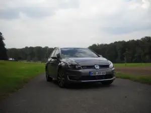 Volkswagen Golf GTE primo contatto