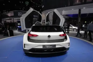 Volkswagen Golf GTE Sport - Salone di Francoforte 2015 - 5