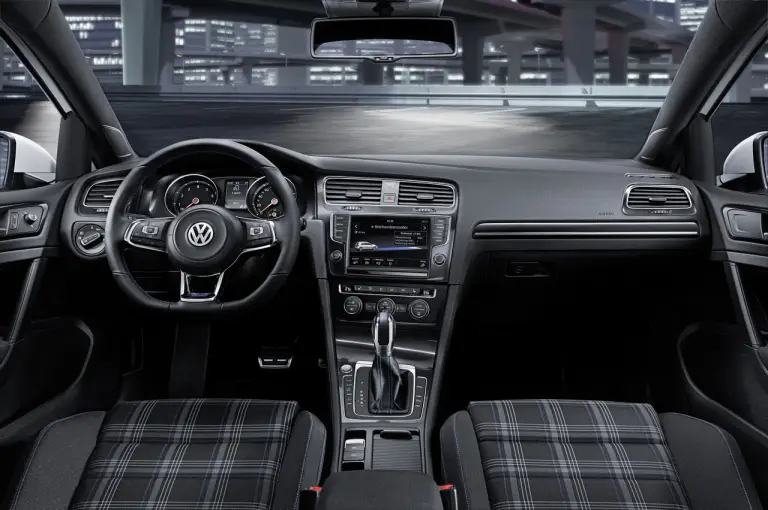 Volkswagen Golf GTE - 1