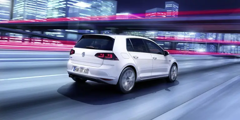 Volkswagen Golf GTE - 5