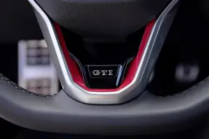 Volkswagen Golf GTI 2021