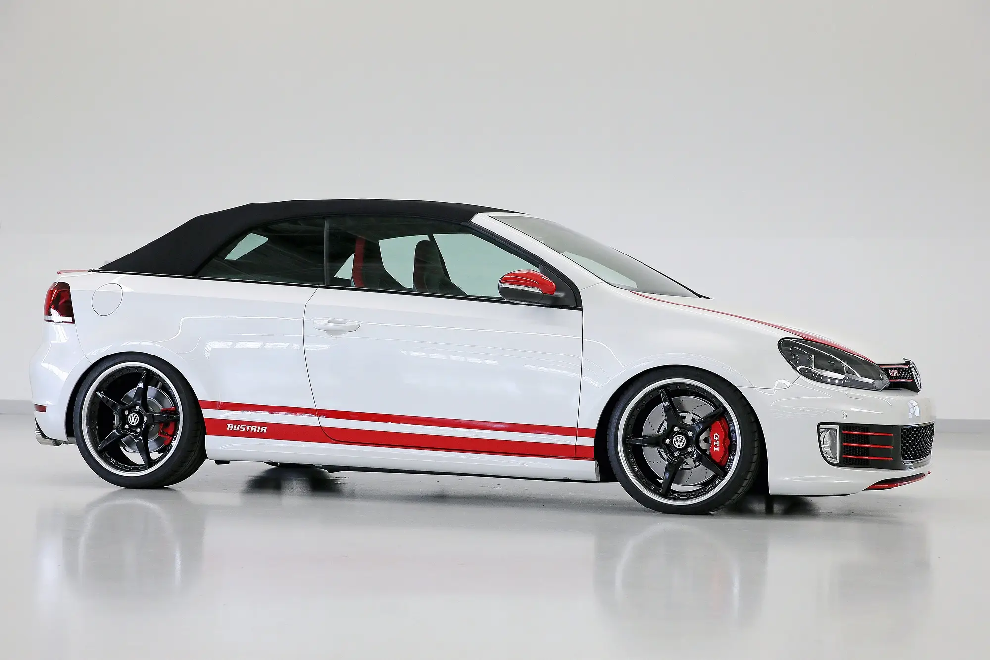 Volkswagen Golf GTI Cabrio Austria - 1