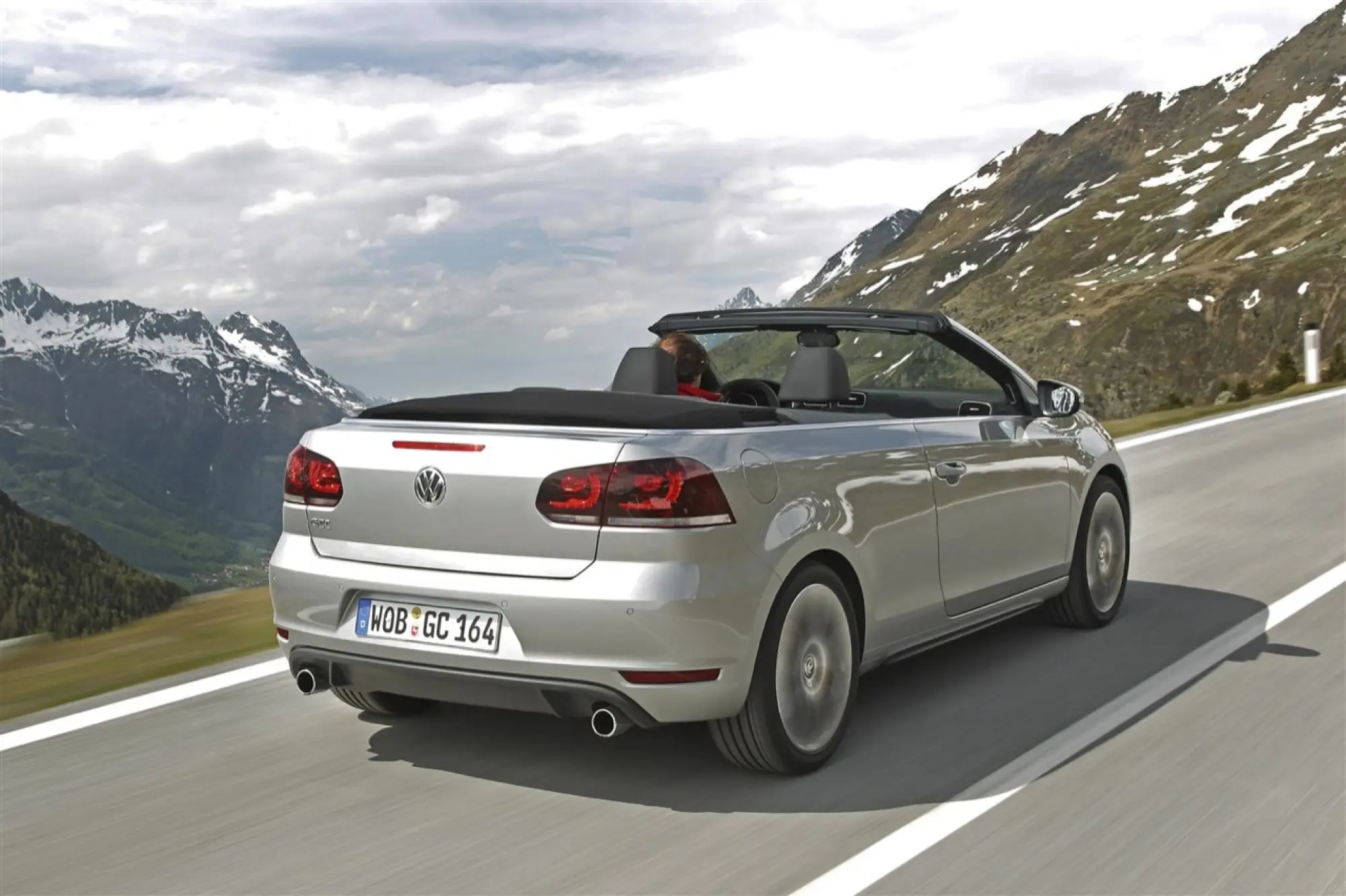 Volkswagen Golf GTI Cabrio - Foto ufficiali maggio 2012 - 27