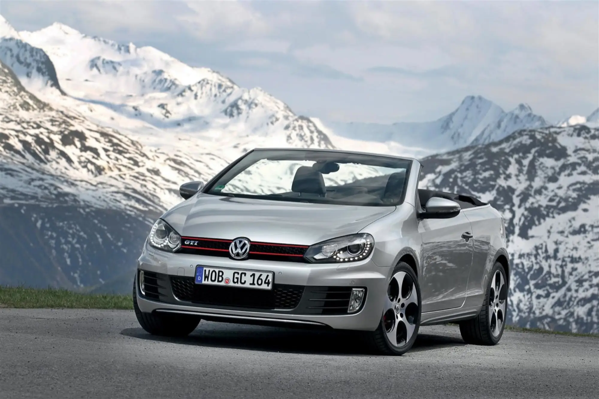 Volkswagen Golf GTI Cabrio - Foto ufficiali maggio 2012 - 36