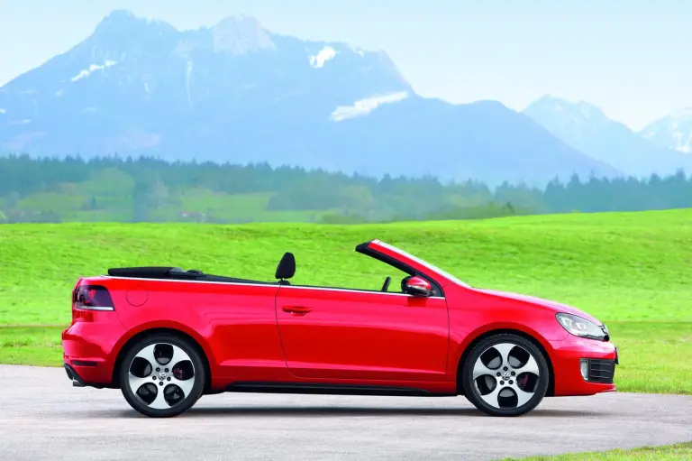 Volkswagen Golf GTI Cabriolet 2012 nuove immagini - 10