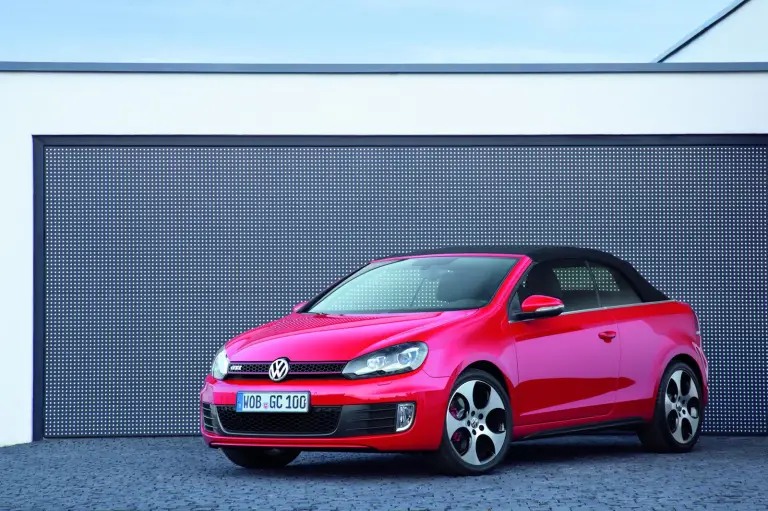 Volkswagen Golf GTI Cabriolet 2012 nuove immagini - 11
