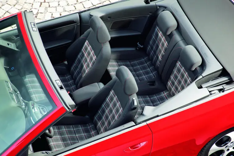 Volkswagen Golf GTI Cabriolet 2012 nuove immagini - 18