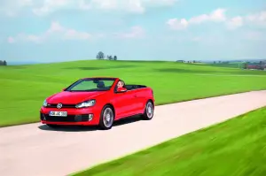 Volkswagen Golf GTI Cabriolet 2012 nuove immagini - 24