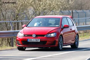 Volkswagen Golf GTI Club Sport - Foto spia 06-04-2014 - 1