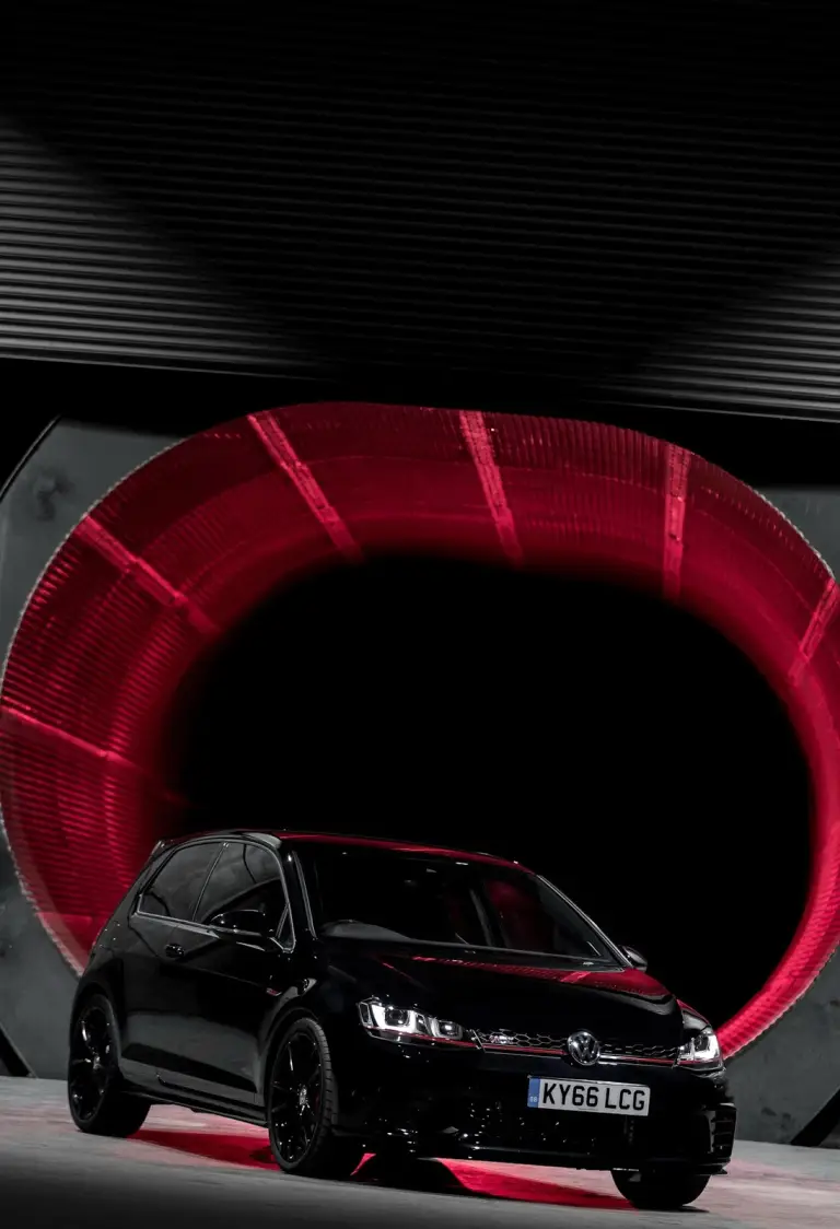Volkswagen Golf GTI Clubsport Edition 40  - 2