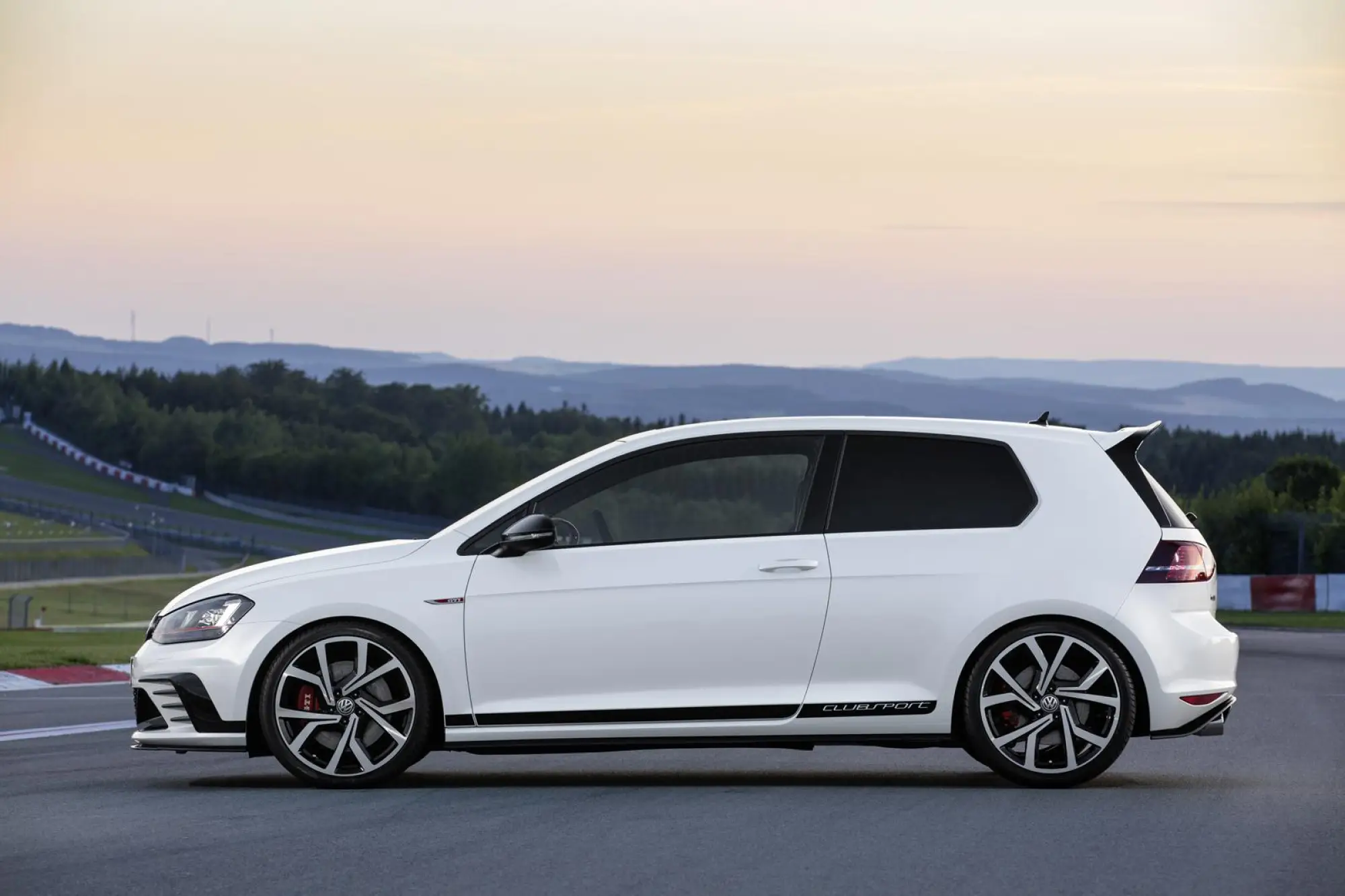 Volkswagen Golf GTI Clubsport MY 2016 - 19