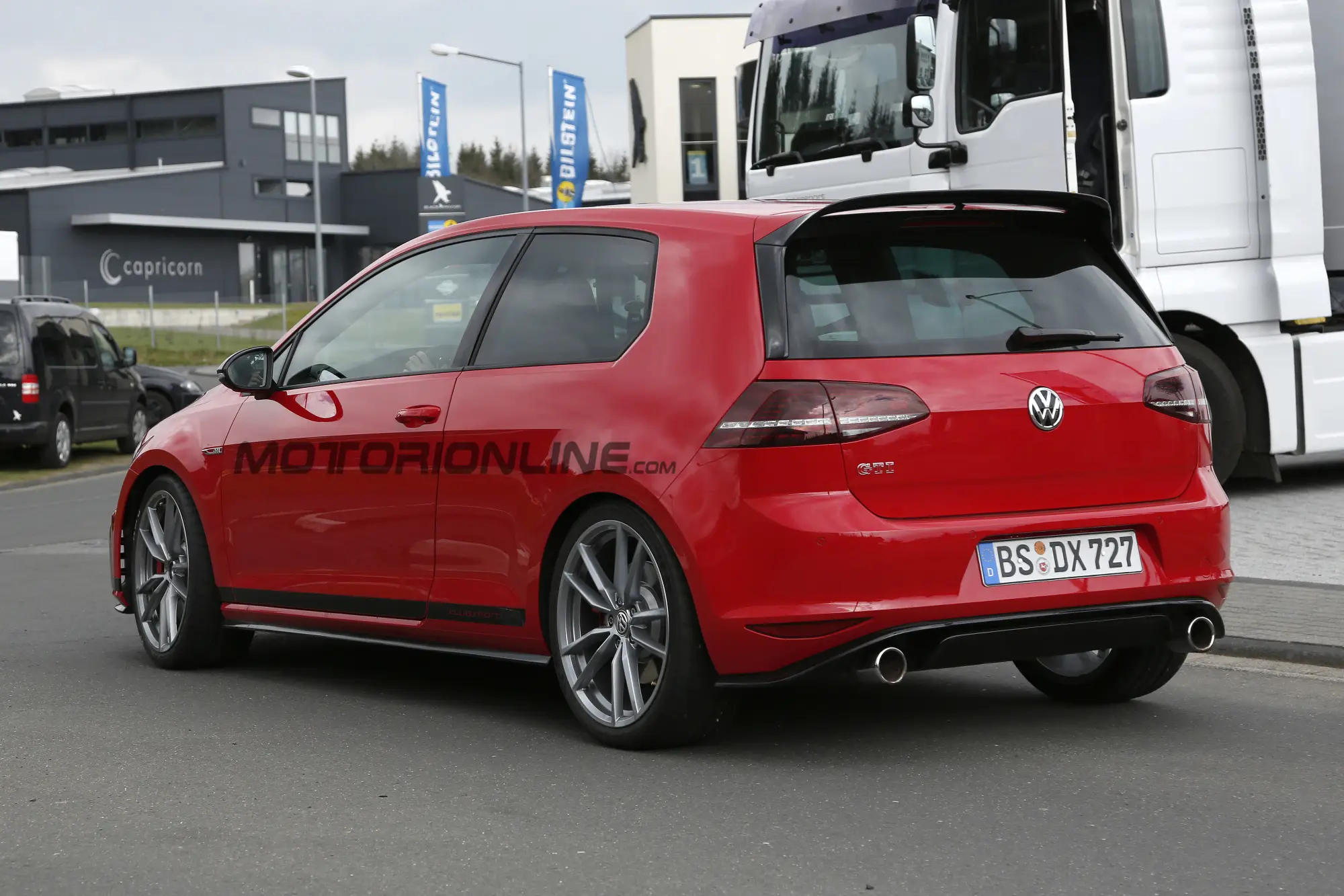 Volkswagen Golf GTI Clubsport S - Foto spia 22-04-2016 - 5