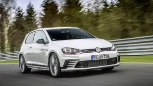 Volkswagen Golf GTI Clubsport S - 19