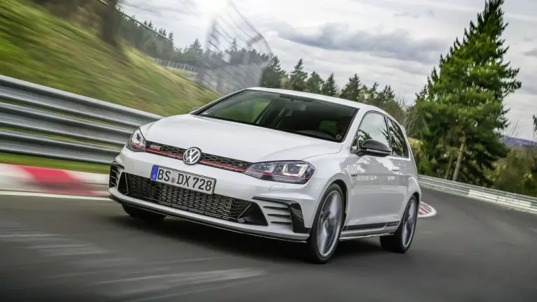 Volkswagen Golf GTI Clubsport S - 20