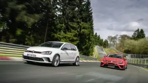 Volkswagen Golf GTI Clubsport S - 23