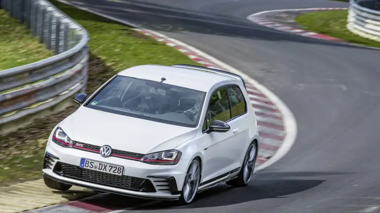 Volkswagen Golf GTI Clubsport S - 2