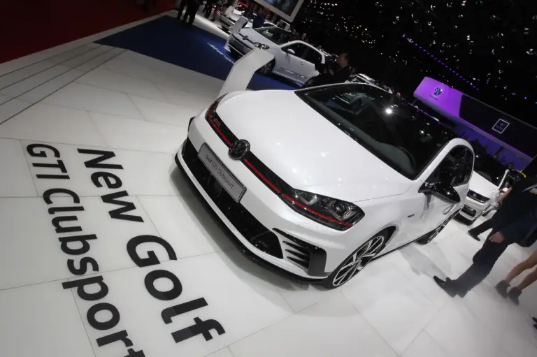 Volkswagen Golf GTI Clubsport - Salone di Ginevra 2016 - 3