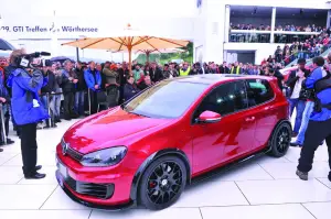 Volkswagen Golf GTI Excessive