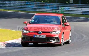 Volkswagen Golf GTI TCR - Foto spia 13-05-2020