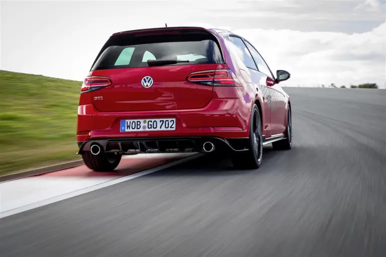 Volkswagen Golf GTI TCR - Foto ufficiali - 16