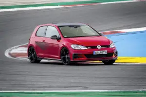 Volkswagen Golf GTI TCR - Foto ufficiali - 21