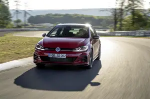 Volkswagen Golf GTI TCR - Foto ufficiali - 6